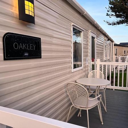 Newquay Bay Resort - Spacious - Sleeps 6 - Close To Porth Beach エクステリア 写真