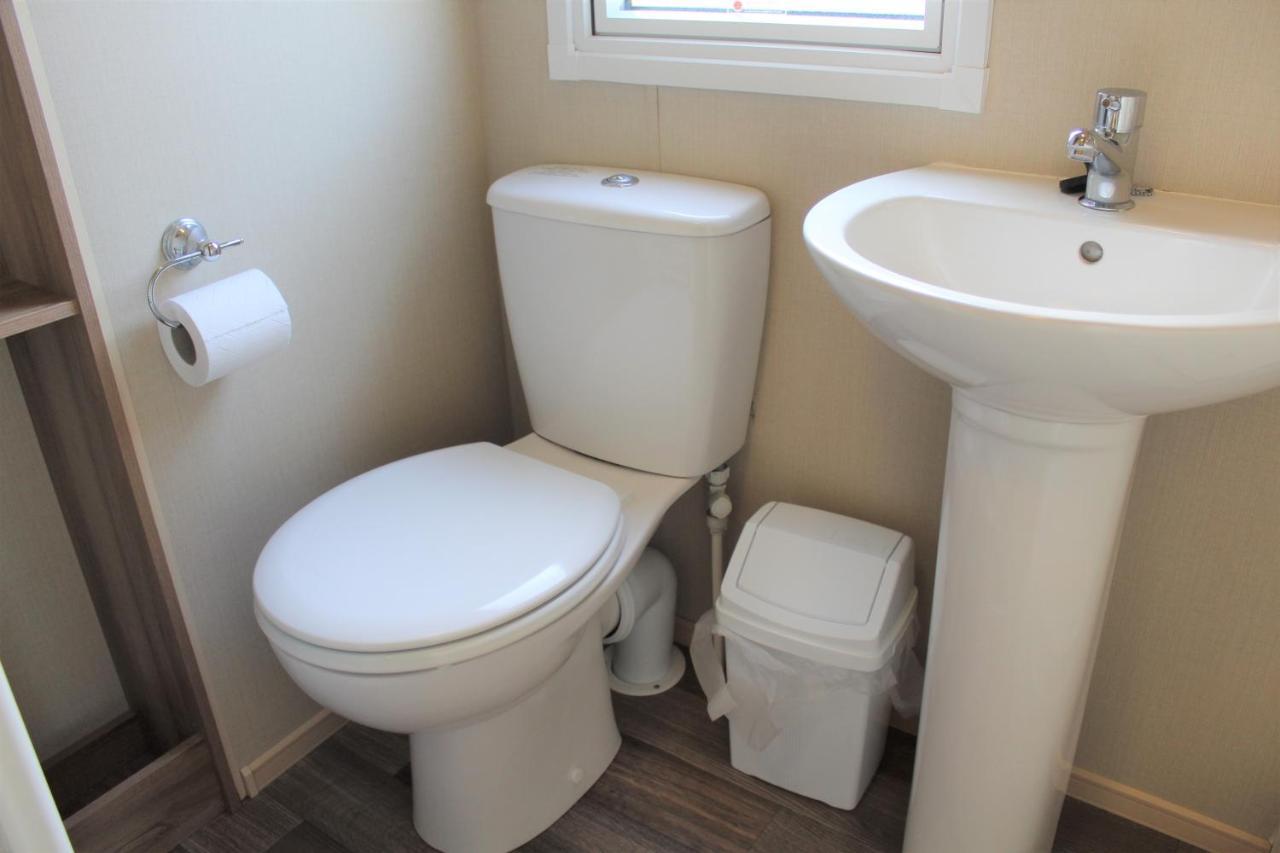 Newquay Bay Resort - Spacious - Sleeps 6 - Close To Porth Beach エクステリア 写真